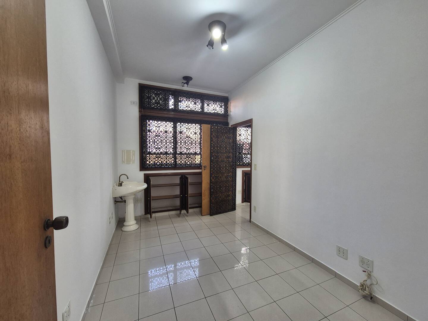 #SLV 0063 - Conjunto Comercial para Venda em Santos - SP